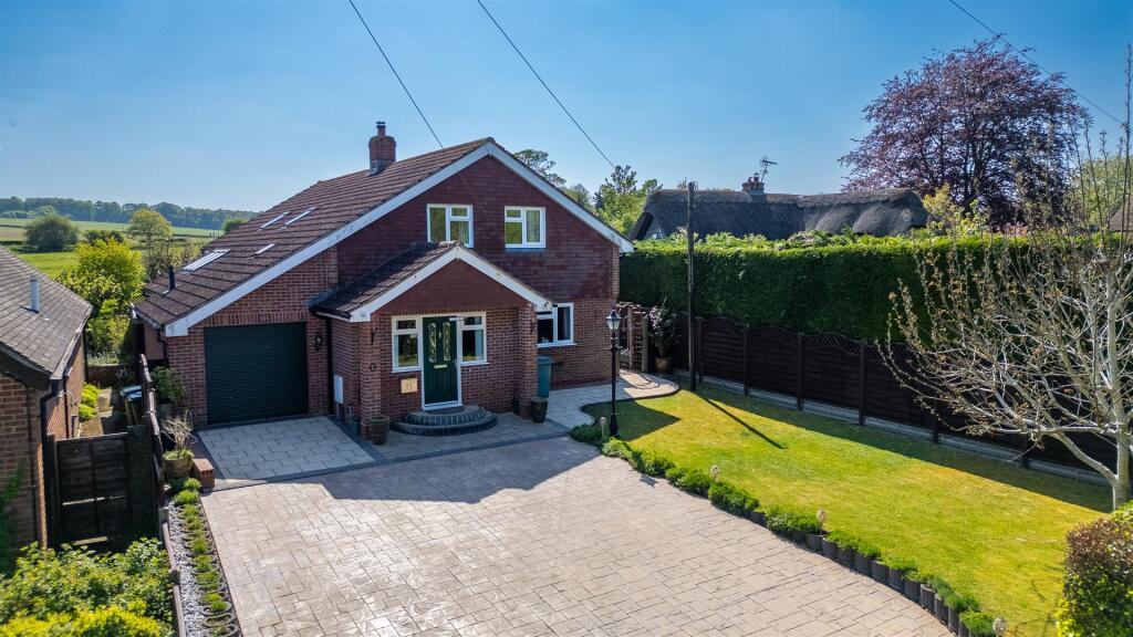 Main image of property: 11 Kiln Road, Sherborne St. John, Basingstoke