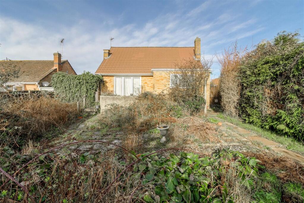 Scott Road, Wellingborough photo 2