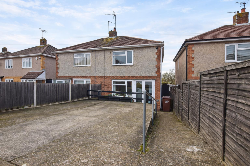 Main image of property: Crestway, Chatham