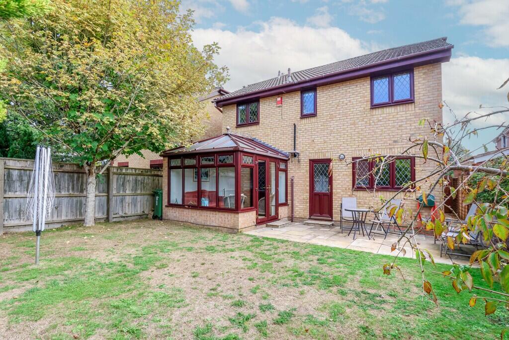 Isaacs Close, Poole photo 2