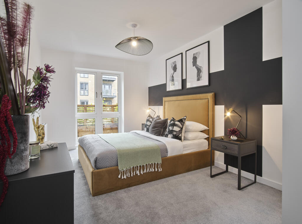 Apartment in Slough - More