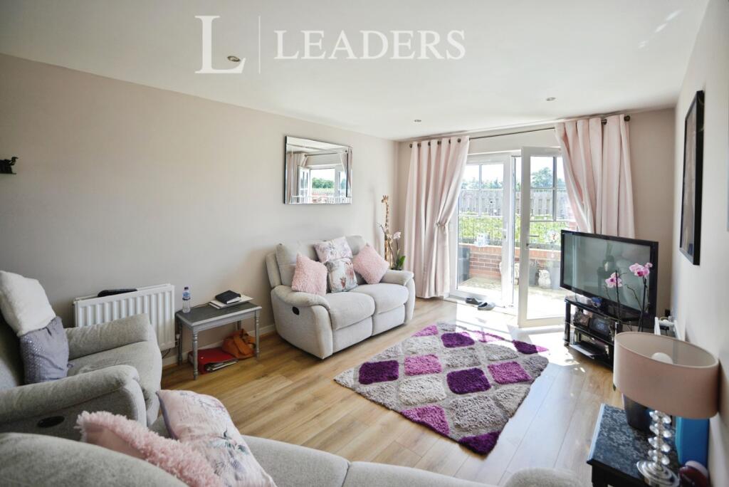 Apartment in Braintree, Witham - View 3