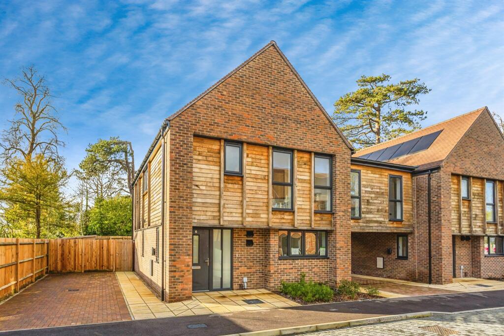 Main image of property: Hanlye Lane, Cuckfield, Haywards Heath