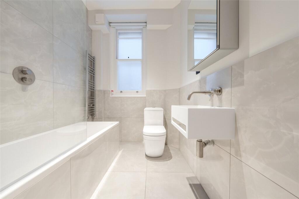 Apartment in London - View 5