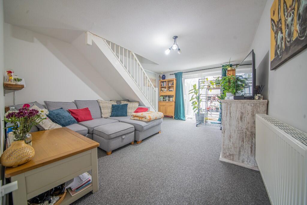 Rosebay Close, Horton Heath, Eastleigh, SO50 photo 3