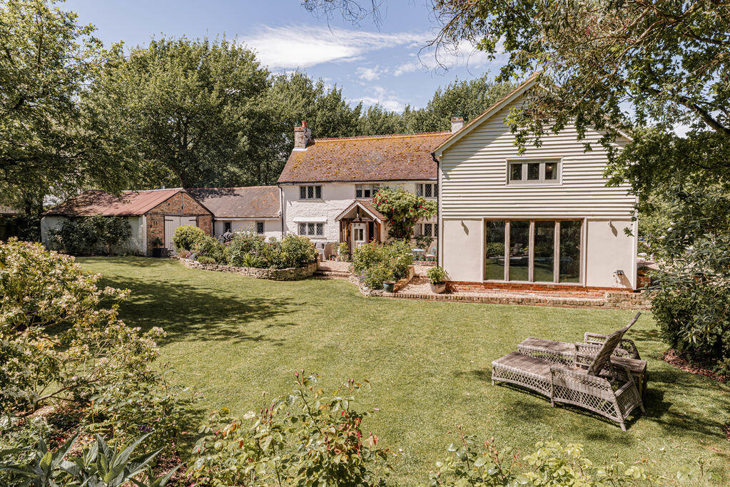 Main image of property: East Street, Ash