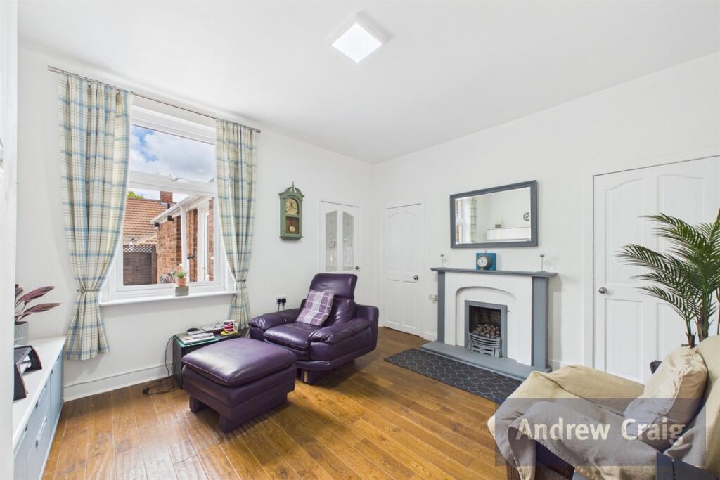 Tweed Street,  Monkton, Jarrow photo 4