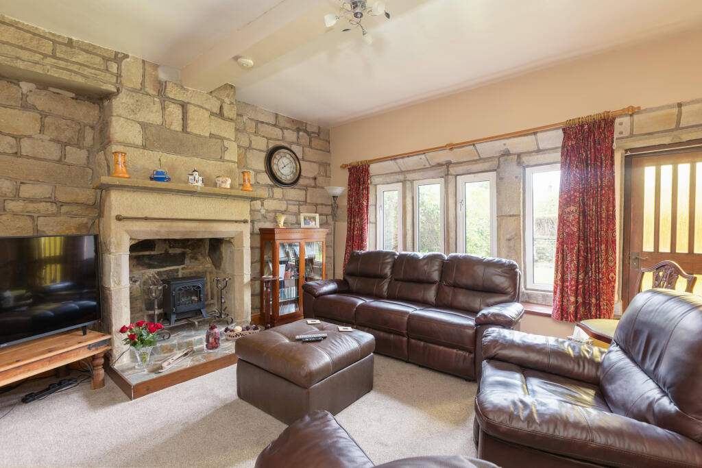 House in Calderdale, Banksfield, Hebden Royd - View 4