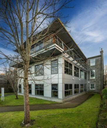 BishopHouse_073HDR.jpg