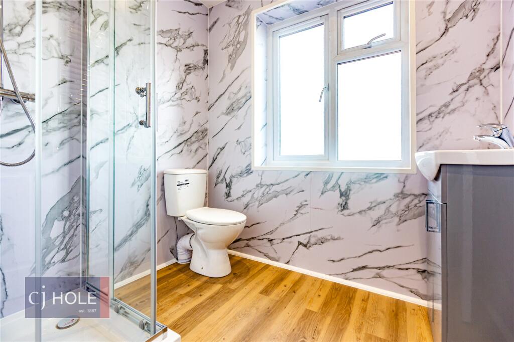 6 bedroom terraced house for rent
