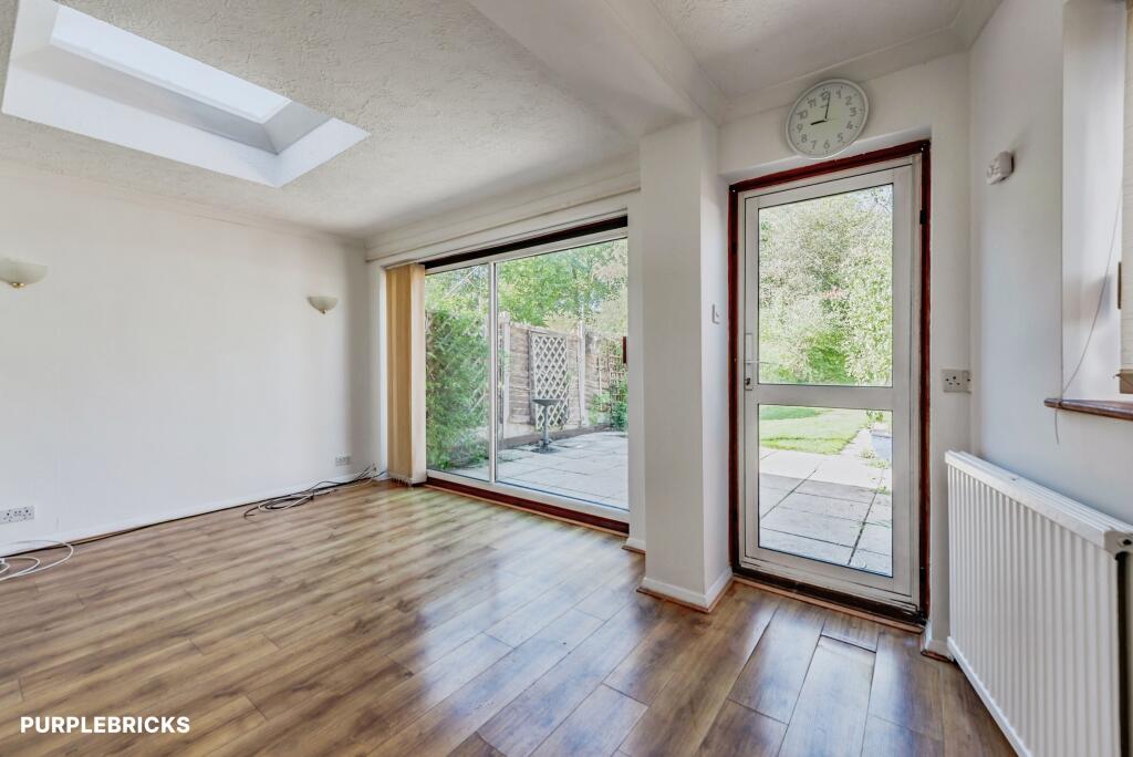 House in Redhill - View 5