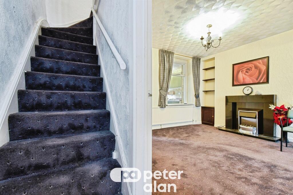 House in Cardiff, Abercynon - More