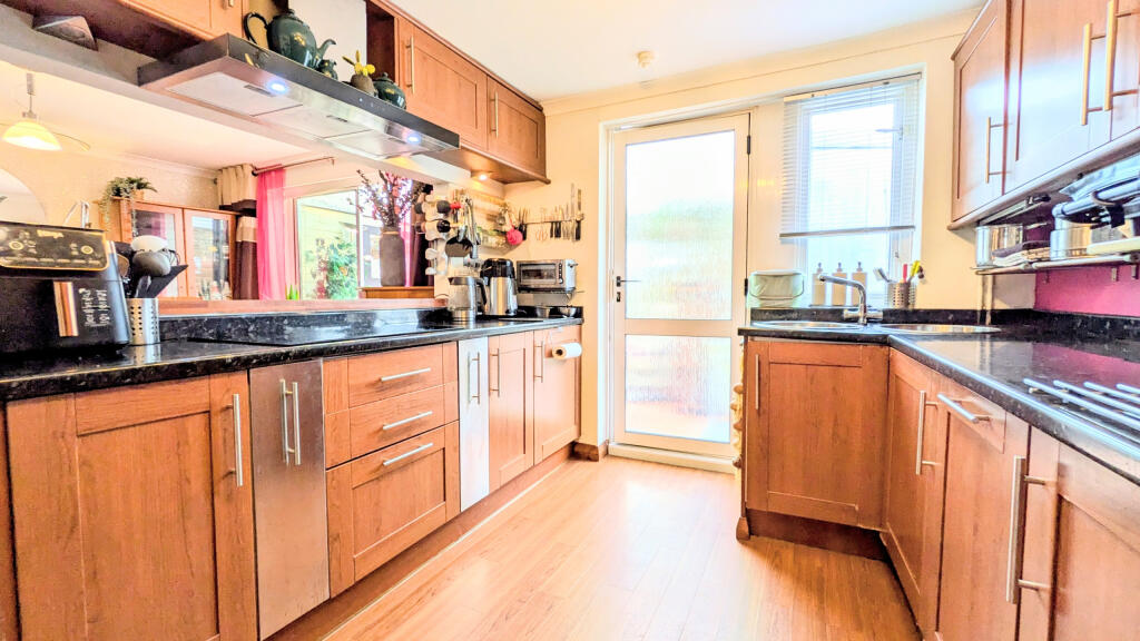 House in Cardiff, Vaynor - View 5