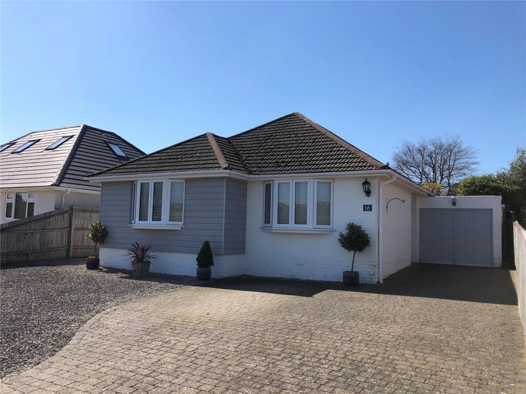 2-bed bungalow on Barton Drive, Barton On Sea, Hampshire, BH25, £525,000