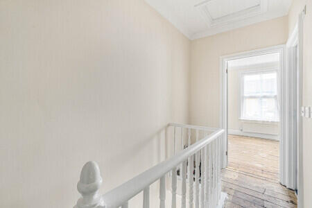 House in London, Edmonton - View 5