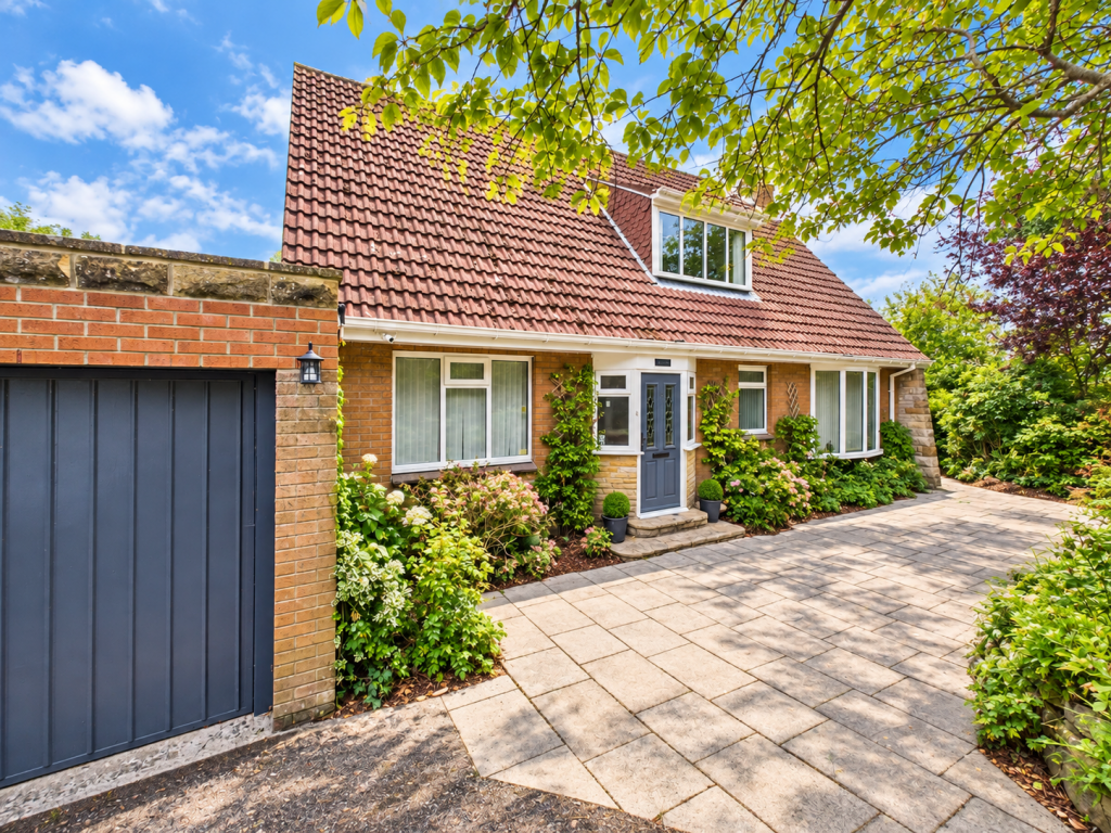 Main image of property: 5, Carr Hill Ridge, Briggswath, North Yorkshire, YO21 1RZ