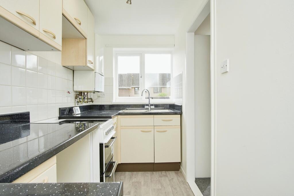 House in Portsmouth - View 4