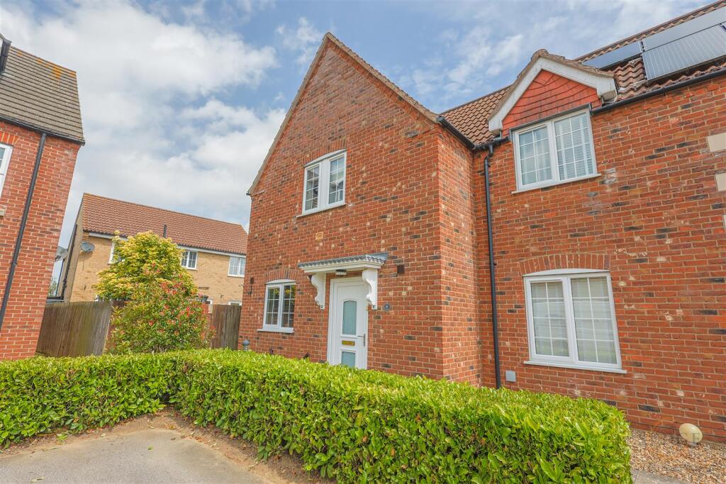 Main image of property: Foxglove Court, Spalding