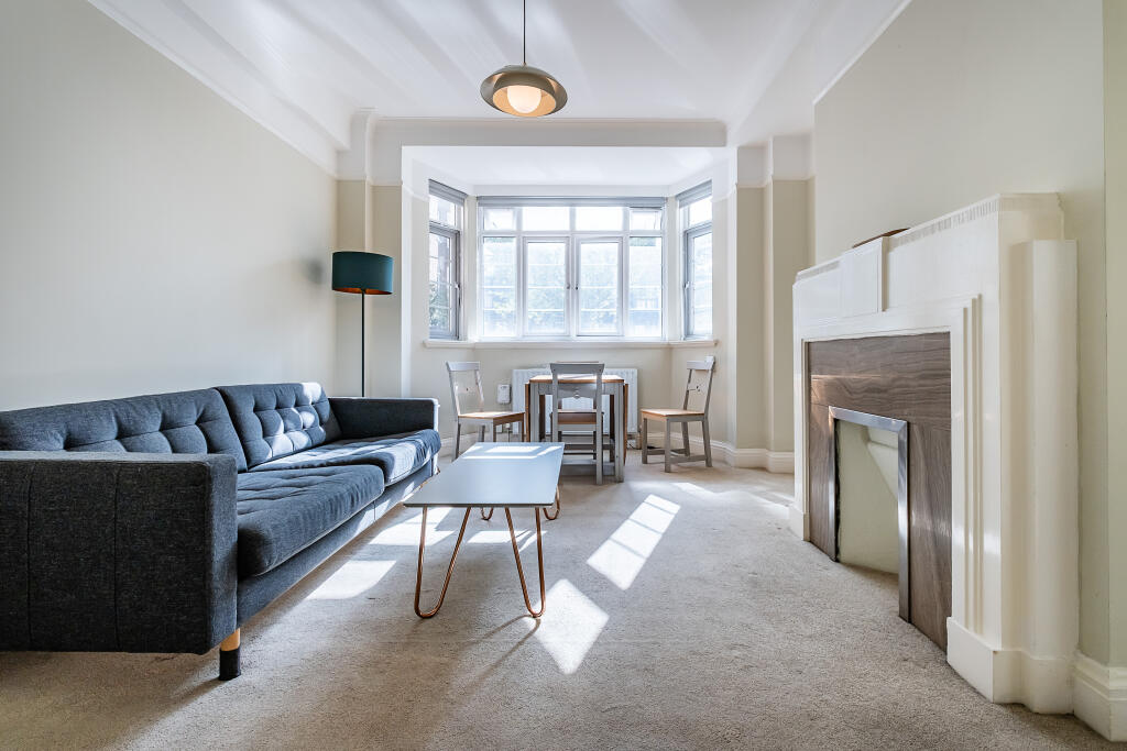 Apartment in London - View 4