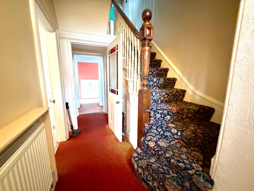 Kelvin Grove, Wombwell, Barnsley, S73 0DL photo 3
