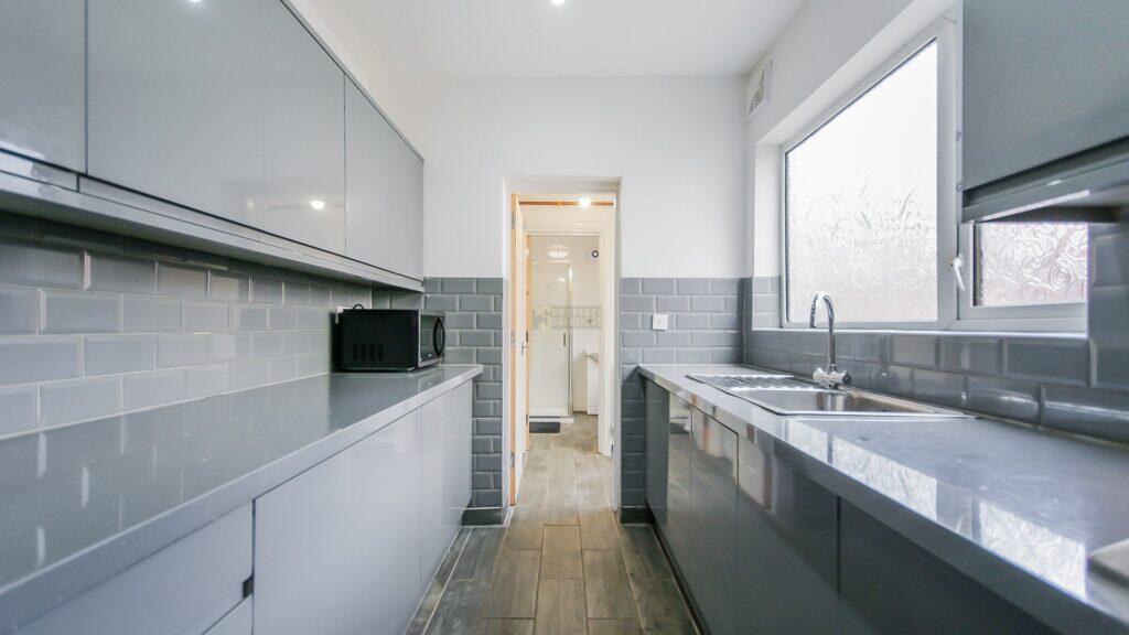 4 bedroom terraced house for rent