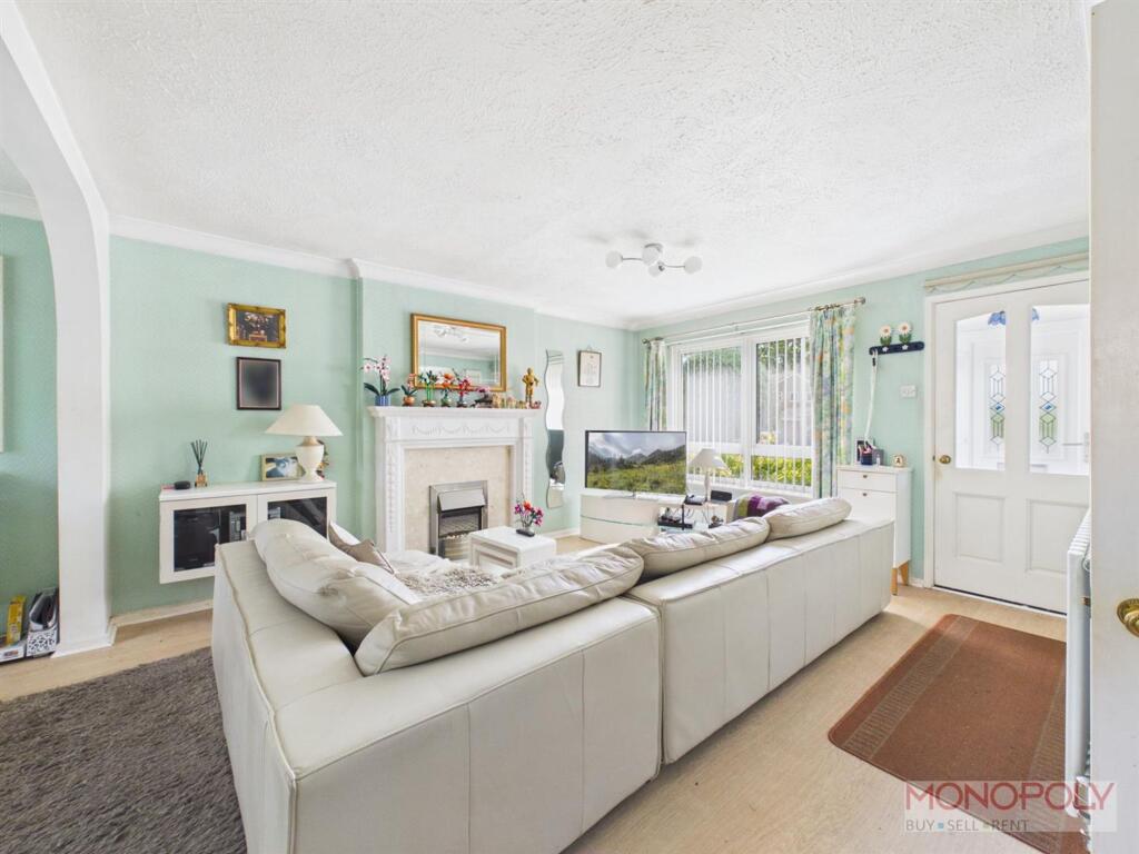 House in Wrexham, King's Mills, Caia Park - View 2