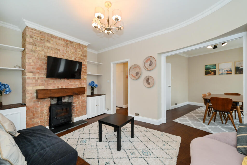 Apartment in London - More