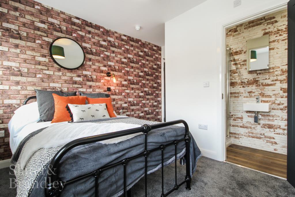 Main image of property: Room 6, Cavendish Road, Carlton, Nottinghamshire, NG4 3SA