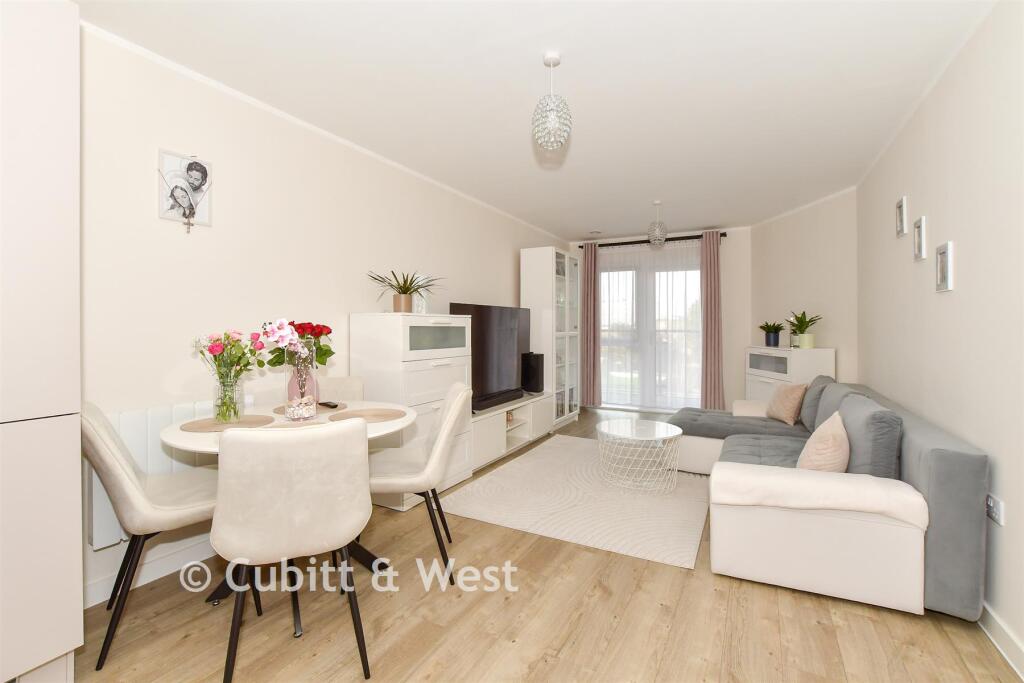 Ifield Road, West Green, Crawley, West Sussex photo 3