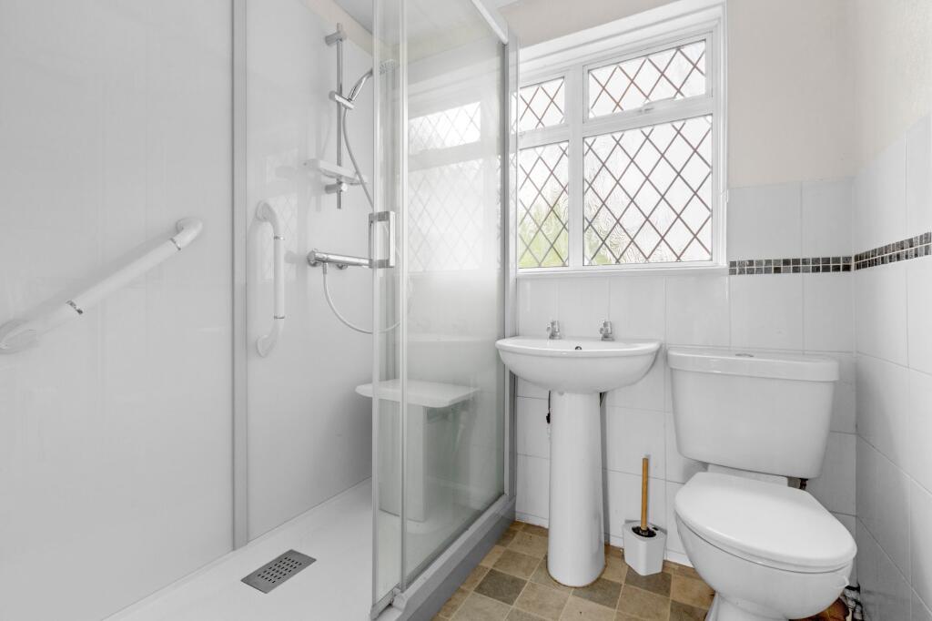 House in Hemel Hempstead - More