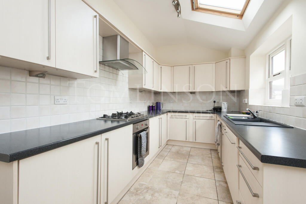 House in Nottingham - View 4