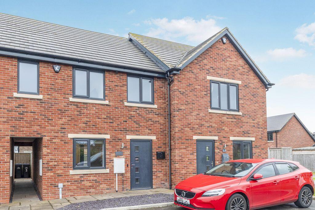 3-bed terraced on Amelia Wood Way, Grimoldby , £157,500
