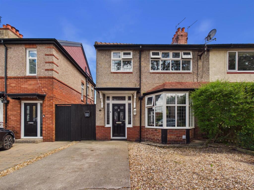 Main image of property: Lyndhurst Road, Monkseaton