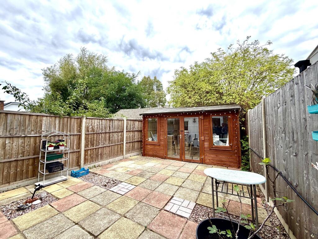 House in Kingston upon Thames - View 5