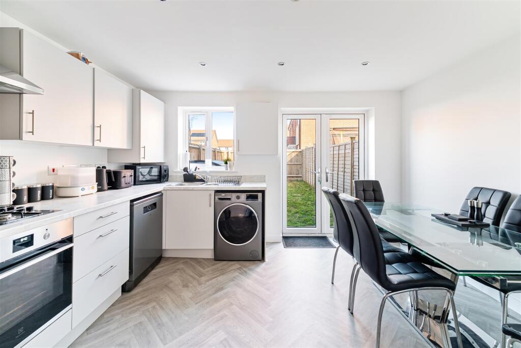 Stunning Townhouse Overlooking Fields and Hutton Village photo 2