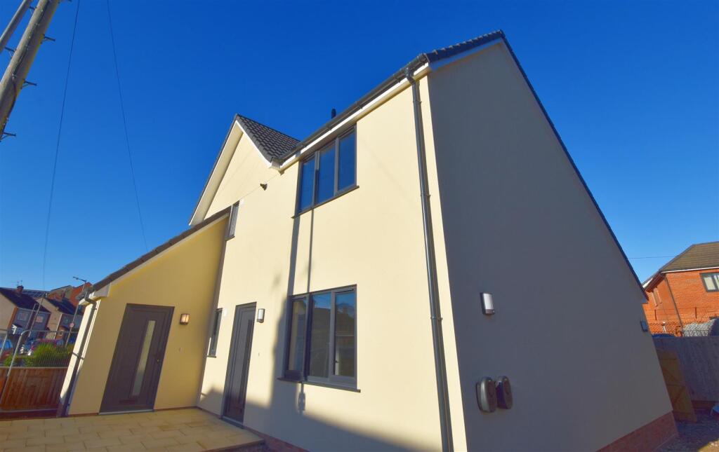 Main image of property: Marksbury Road, Bristol