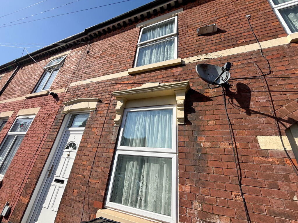 Main image of property: 5/5a St. Silas Square, Birmingham, B19 1QW