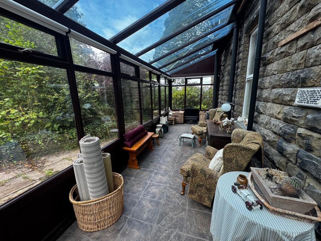 House in Stockport, Mellor - More