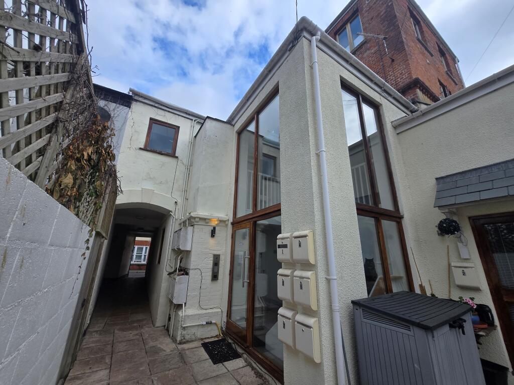 Main image of property: Apartment in Dawlish