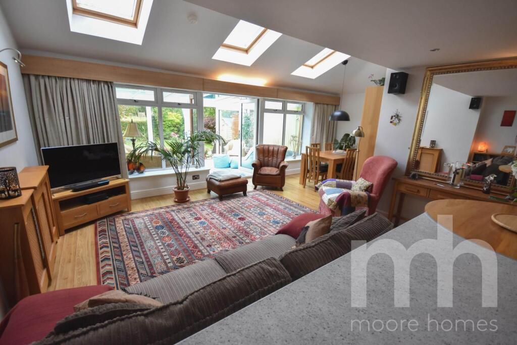 SHRIGLEY ROAD SOUTH, Poynton, SK12 1TF photo 3