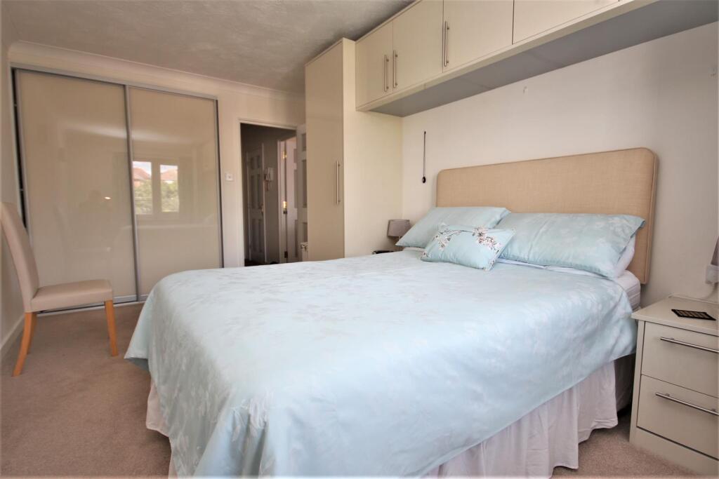 Pondsyde Court, Sutton Drove, Seaford photo 3