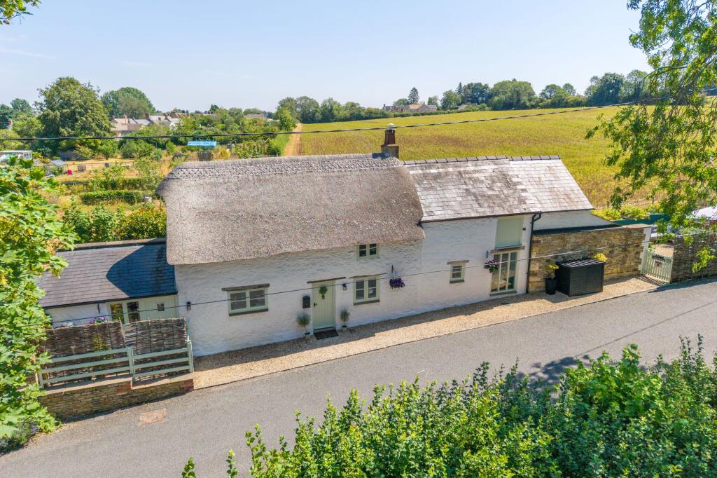 Main image of property: Kiddington Road, Middle Barton, OX7