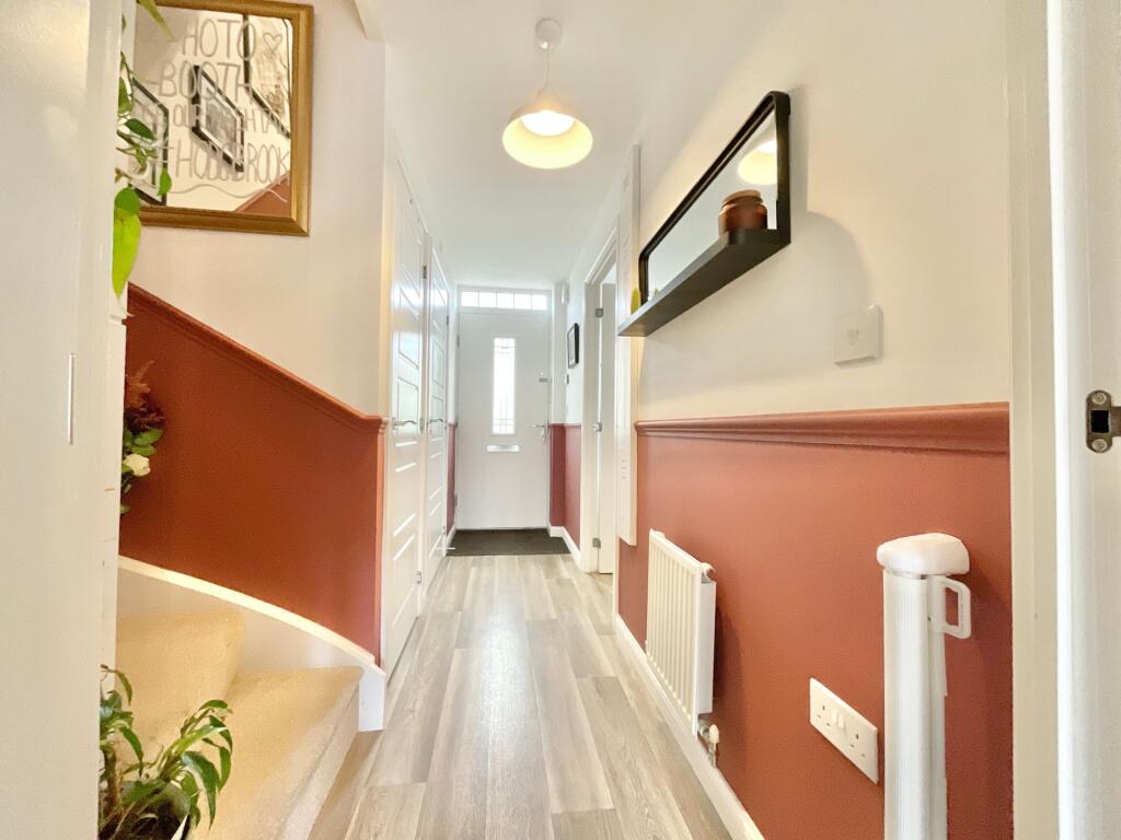 House in Stoke-on-Trent - More