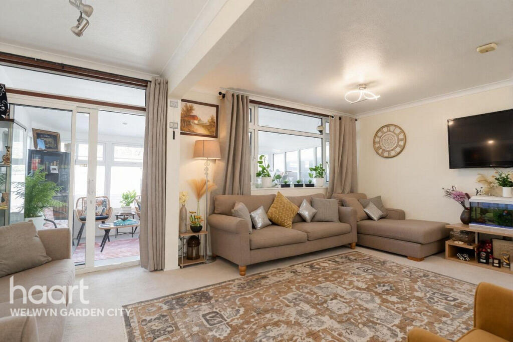 Main image of property: Wood Close, Hatfield