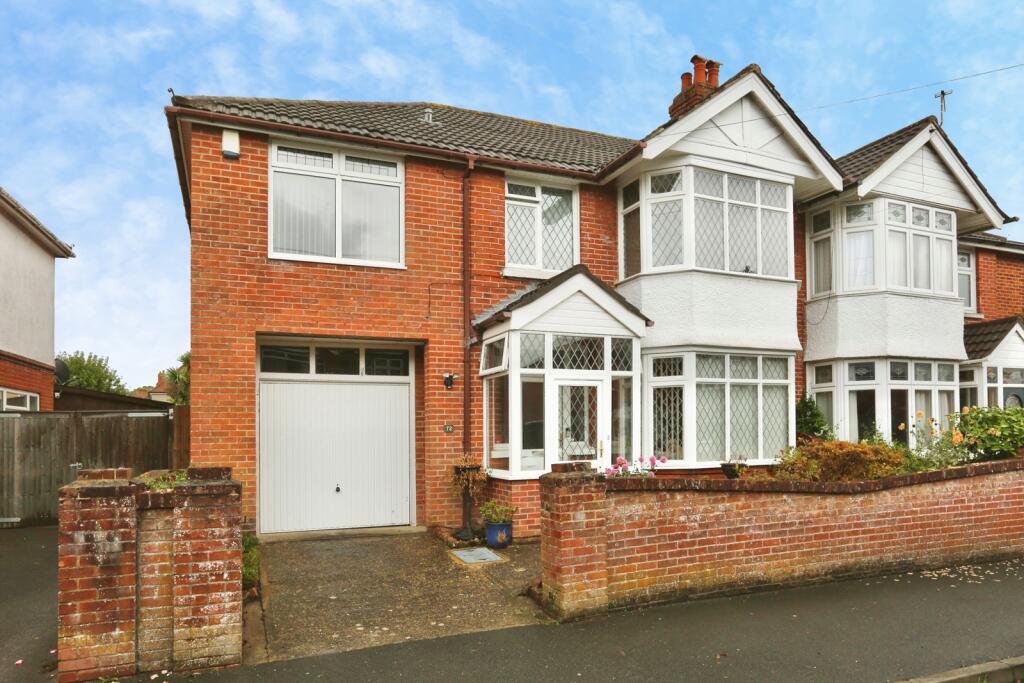 Main image of property: Wilton Gardens, Southampton, Hampshire, SO15