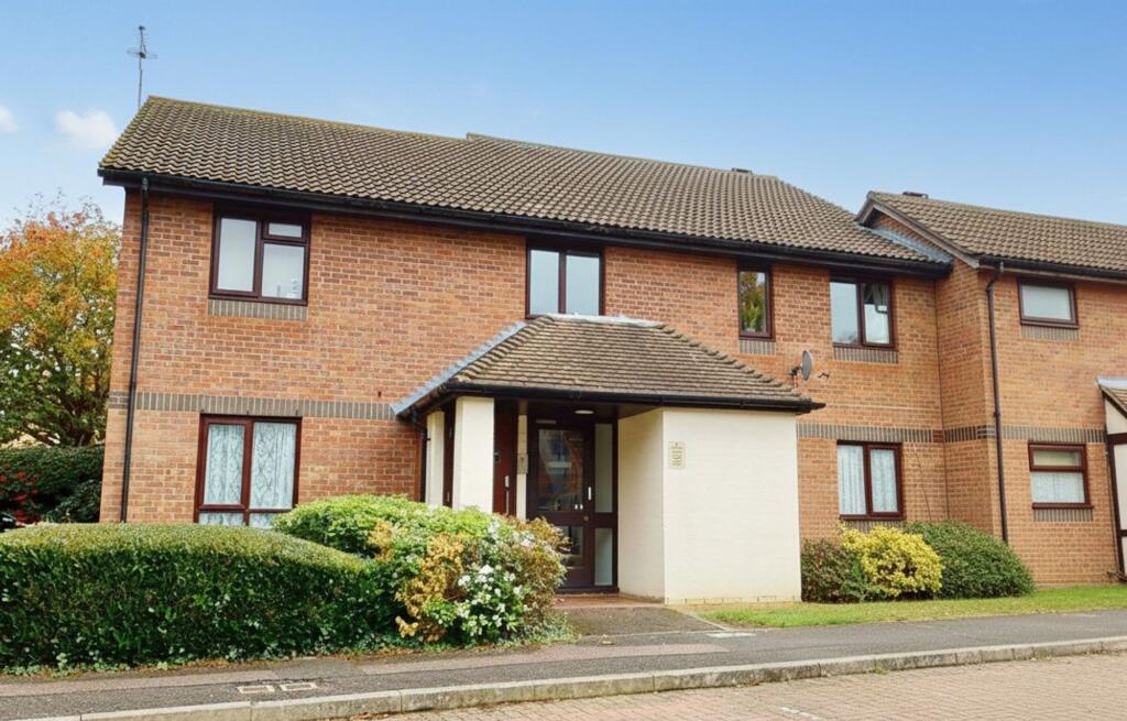 Main image of property: Spenlove Close, Abingdon, OX14