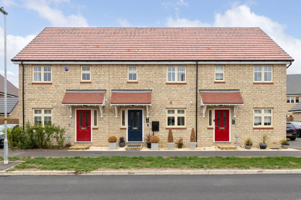 Main image of property: Caerphilly Drive, Patterdown, Chippenham , SN15 2GF