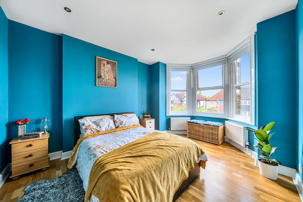 Apartment in London - View 3