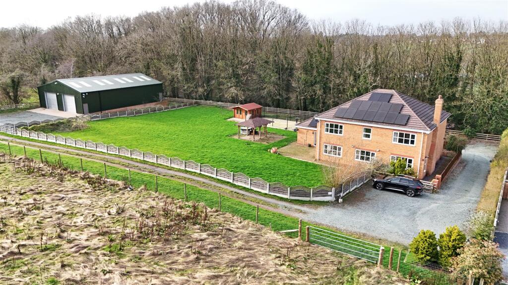 4-bed detached on Orchard Lane, Hanwood, Shrewsbury, £795,000