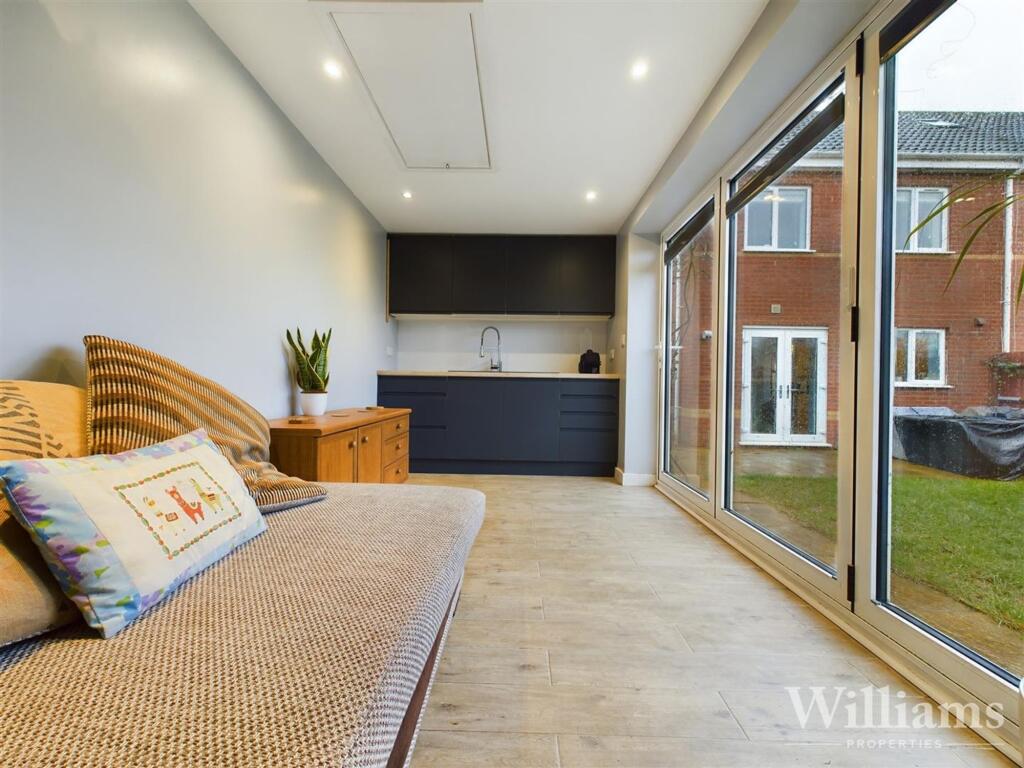Tudors Close, Calvert, MK18 - More